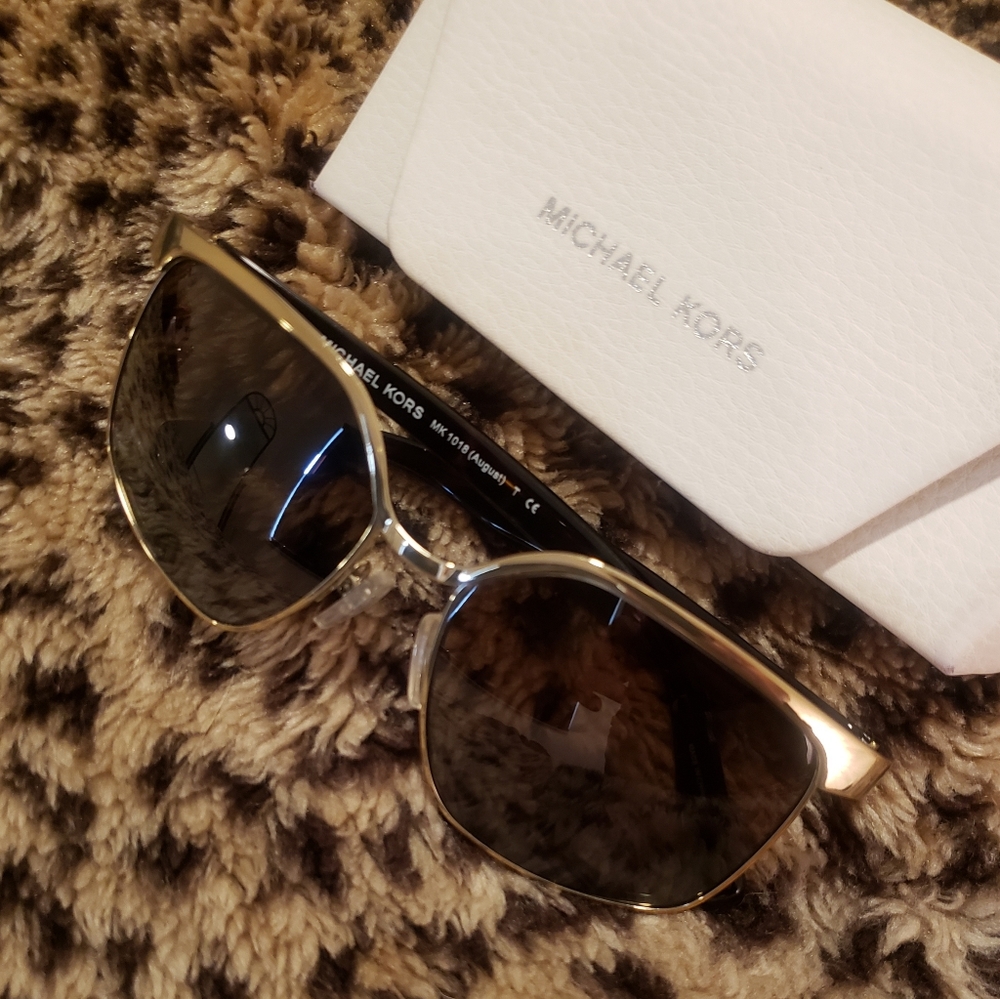 *SOLD*Authentic MK Sunglasses with Case